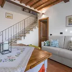 Borgo Campassini, Séjour à la ferme Monteriggioni