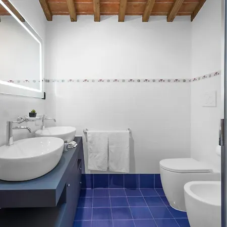 Borgo Campassini, Séjour à la ferme Monteriggioni
