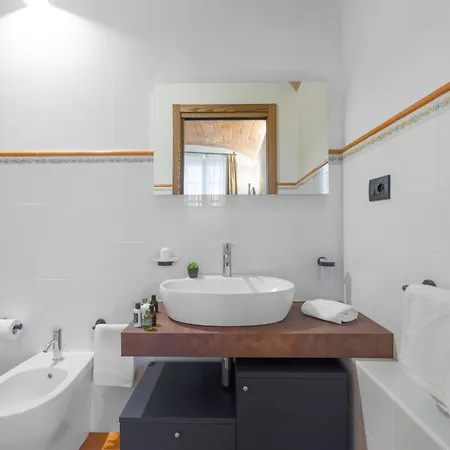 Borgo Campassini, Vakantieboerderij *